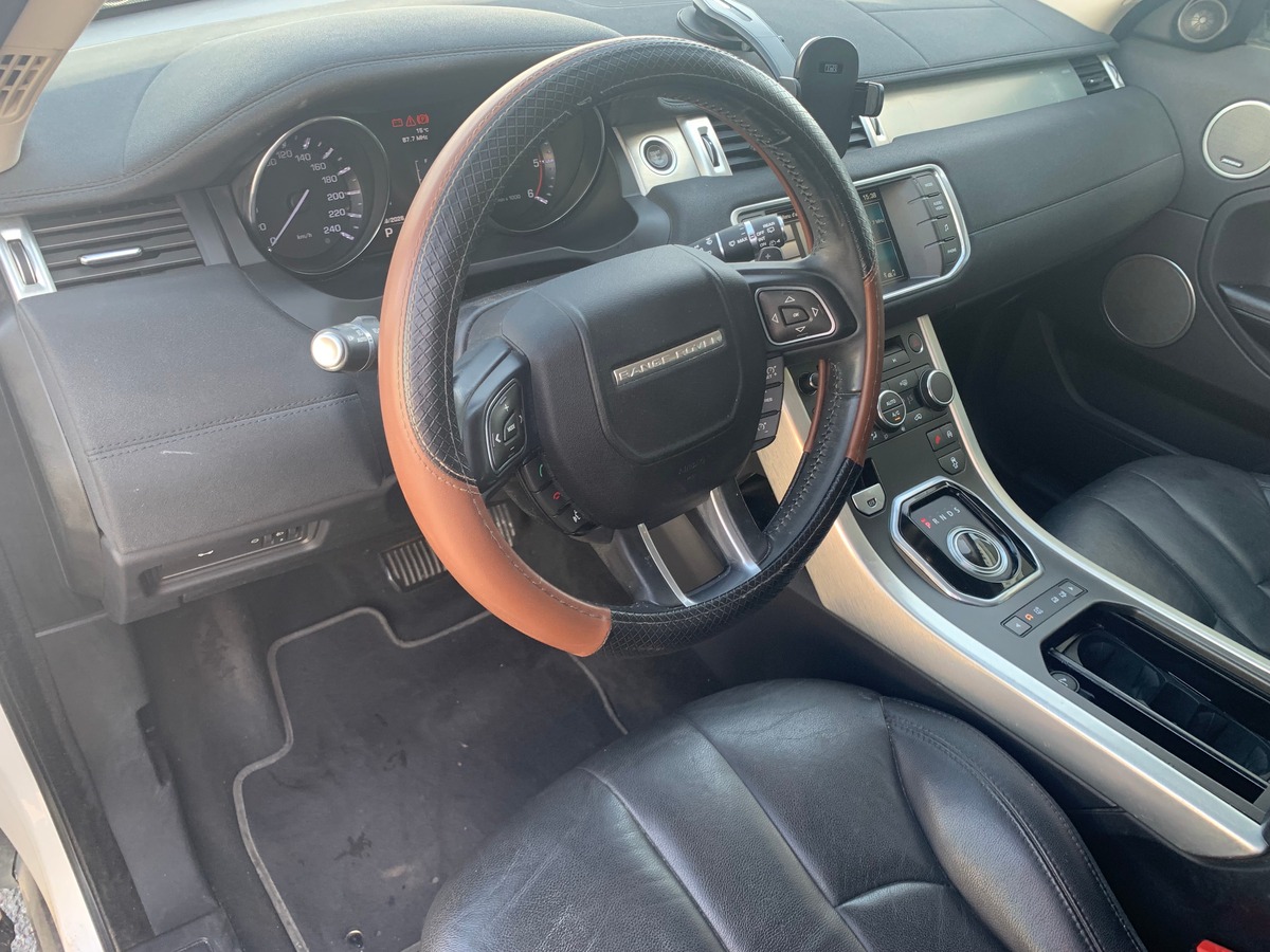 Land-Rover Range Rover Evoque 150 chevaux | Caméra de recul | Cuir | Attelage | Audio MERIDIAN