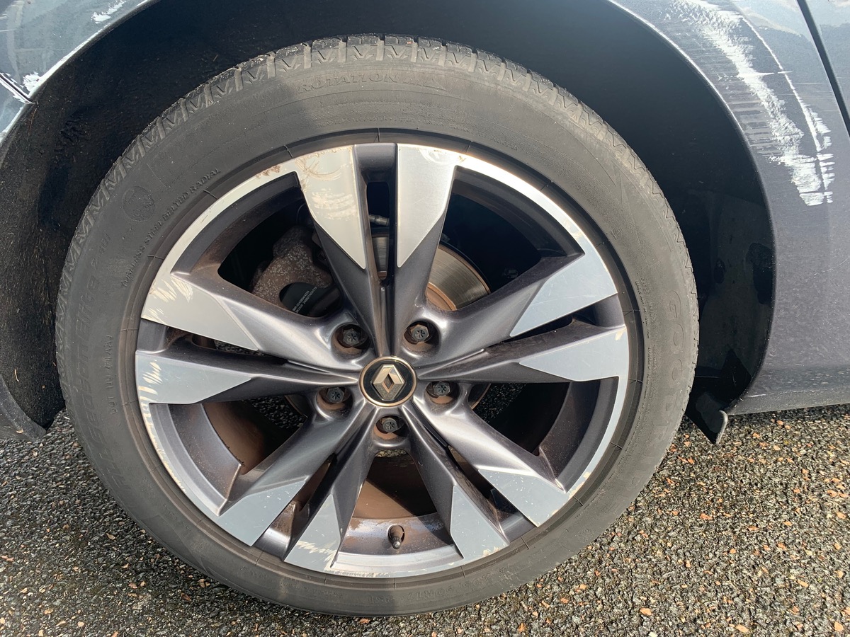 RENAULT Megane Estate Intens | GPS | Jantes Alu 17'' | Caméra de recul | Climatisation automatique