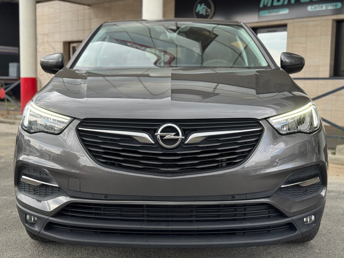 Opel Grandland X 1.5 CDTI EAT8 130 cv - Boîte auto - Apple Carplay / Androide Auto