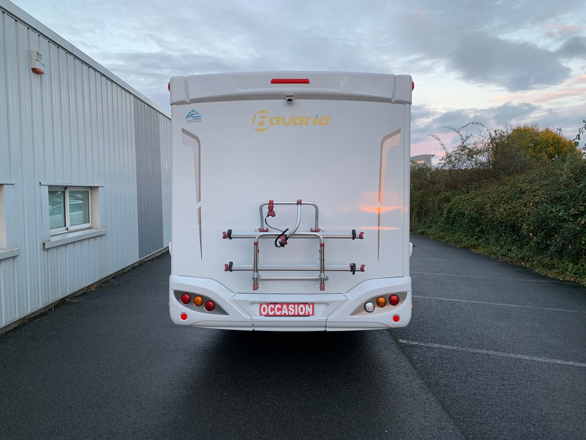 Fiat FIAT Bavaria intégrale i 740 style 130 | 4 couchages | Options Suspensions pneumatiques à l'arriére et Climatisation arriére