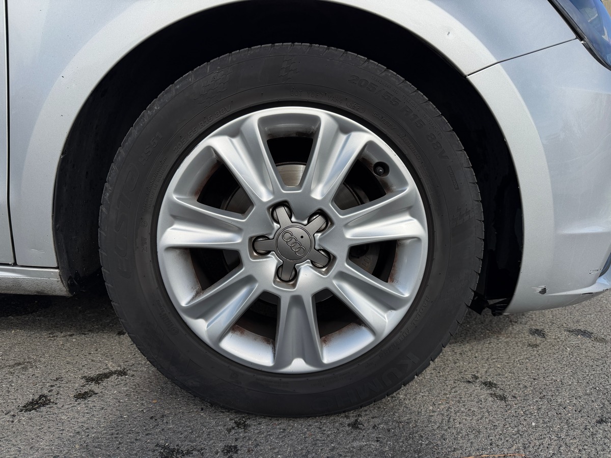 Audi A1 Sportback Attraction 1.6 TDI 90 ch - Entretiens OK