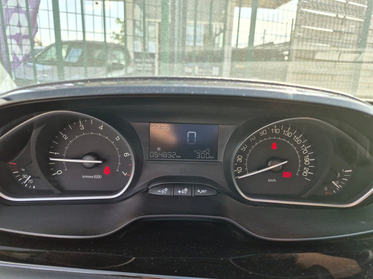 Peugeot 208 1.0 68 ch LIKE 5P