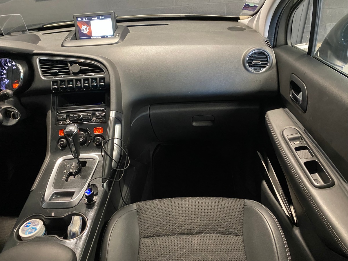 Peugeot 3008 1.6 BlueHDi 120ch EAT6 Allure