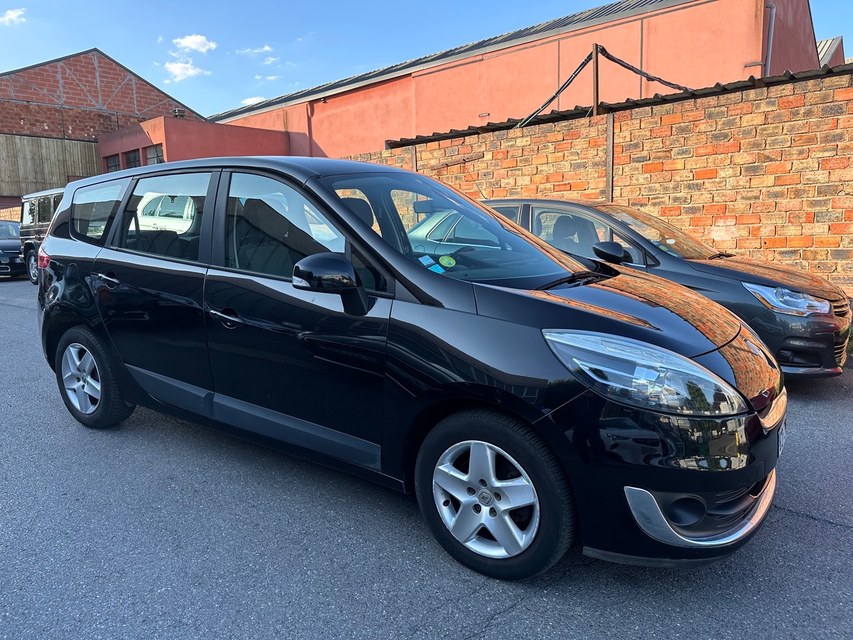 RENAULT Grand Scenic 1.5 DCI 112 CH 4X CB