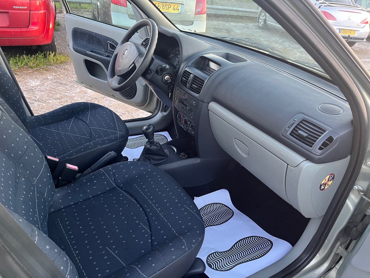 RENAULT Clio 1.2I