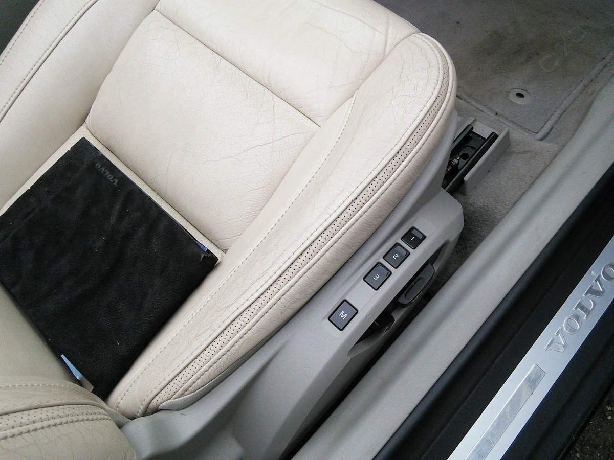Volvo C70 CC 2.0 D Powershift 136 cv Boîte auto