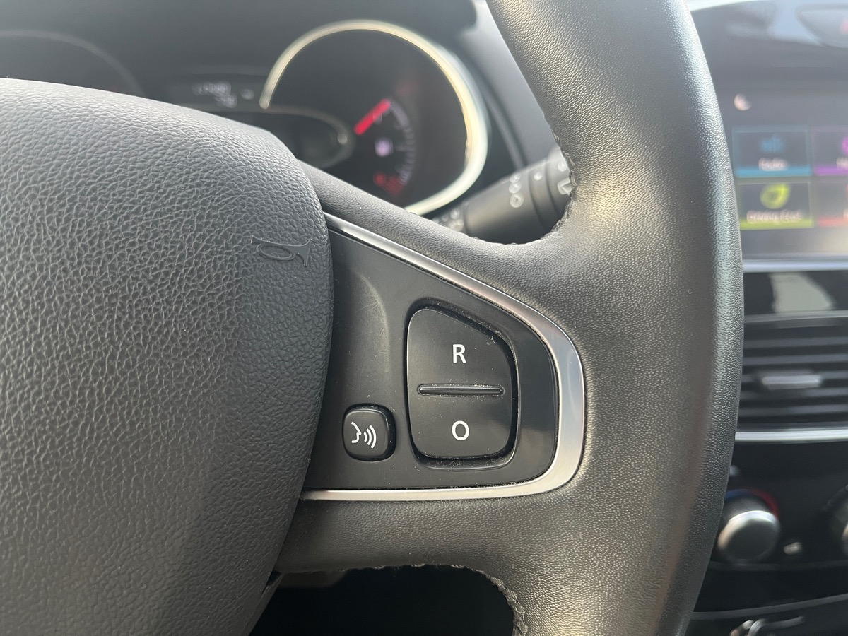 RENAULT Clio Estate 1.5 DCI 90ch Business, Courroie de distribution OK, Attelage, GPS, radars AR