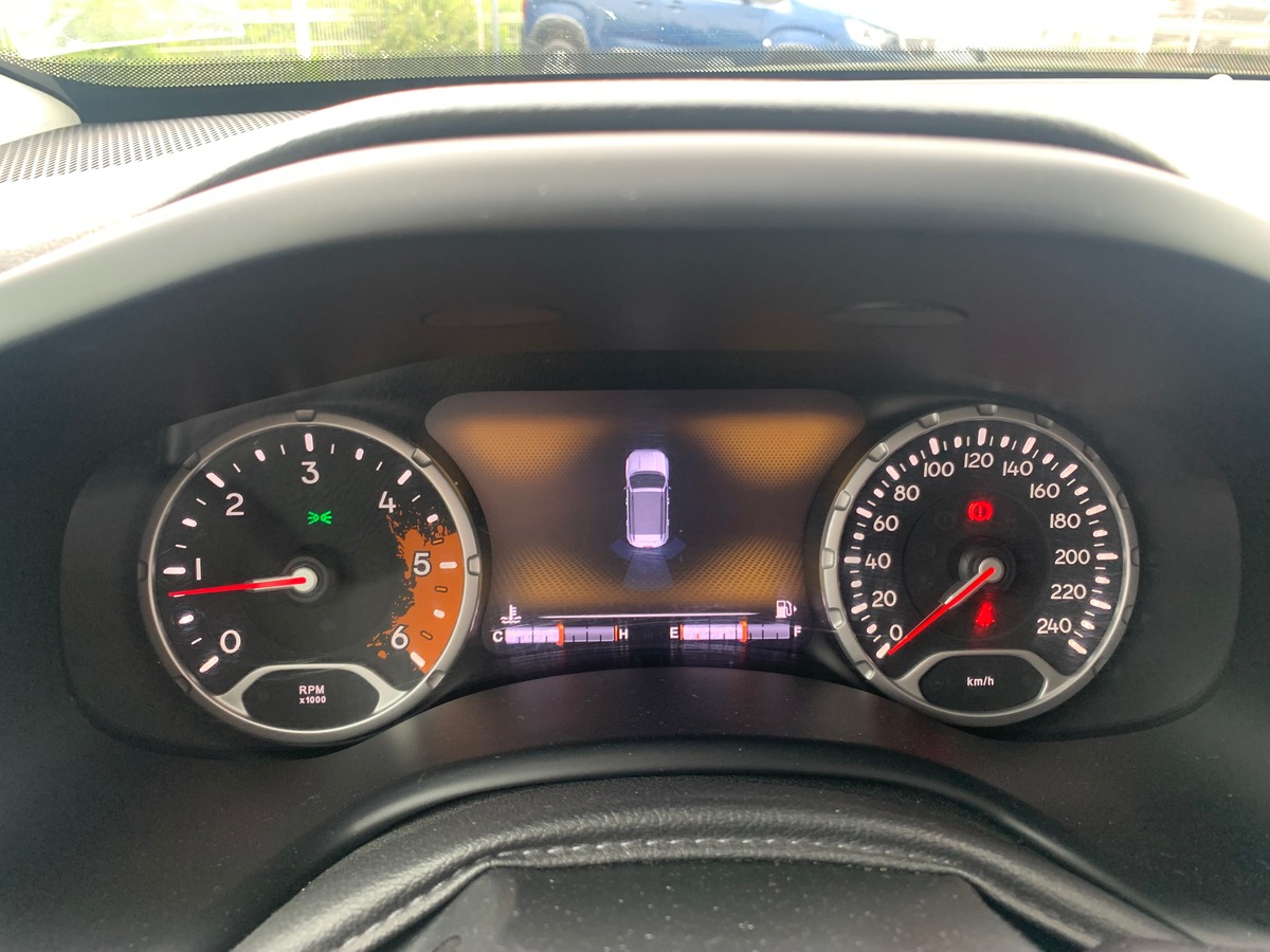 Jeep Renegade 120 chevaux | Régulateur de vitesse | Radar de recul | Bluetooth | Cuir | GPS