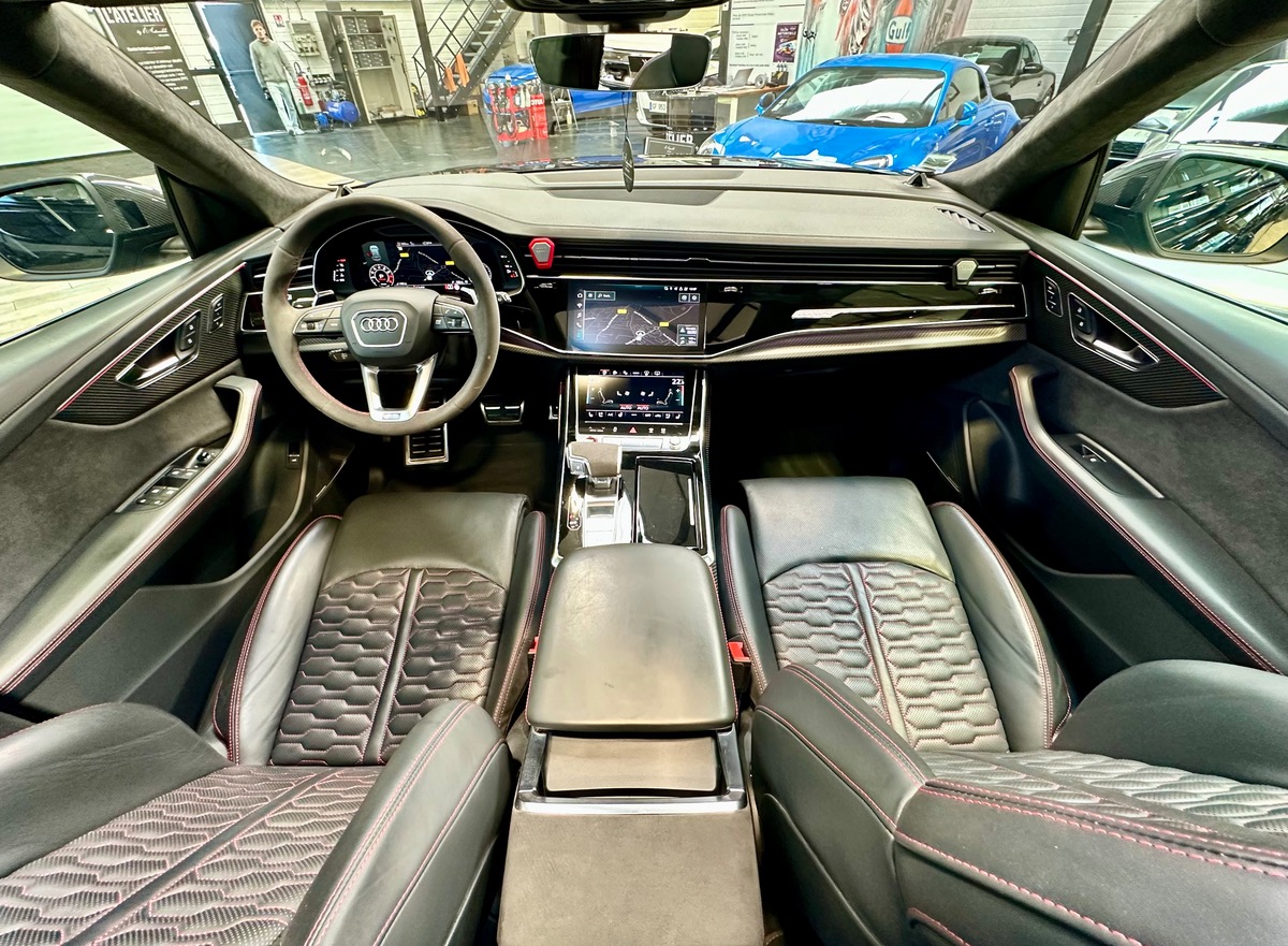 Audi RS Q8 4.0 TFSI 600 Quattro Tiptronic 8 Français u