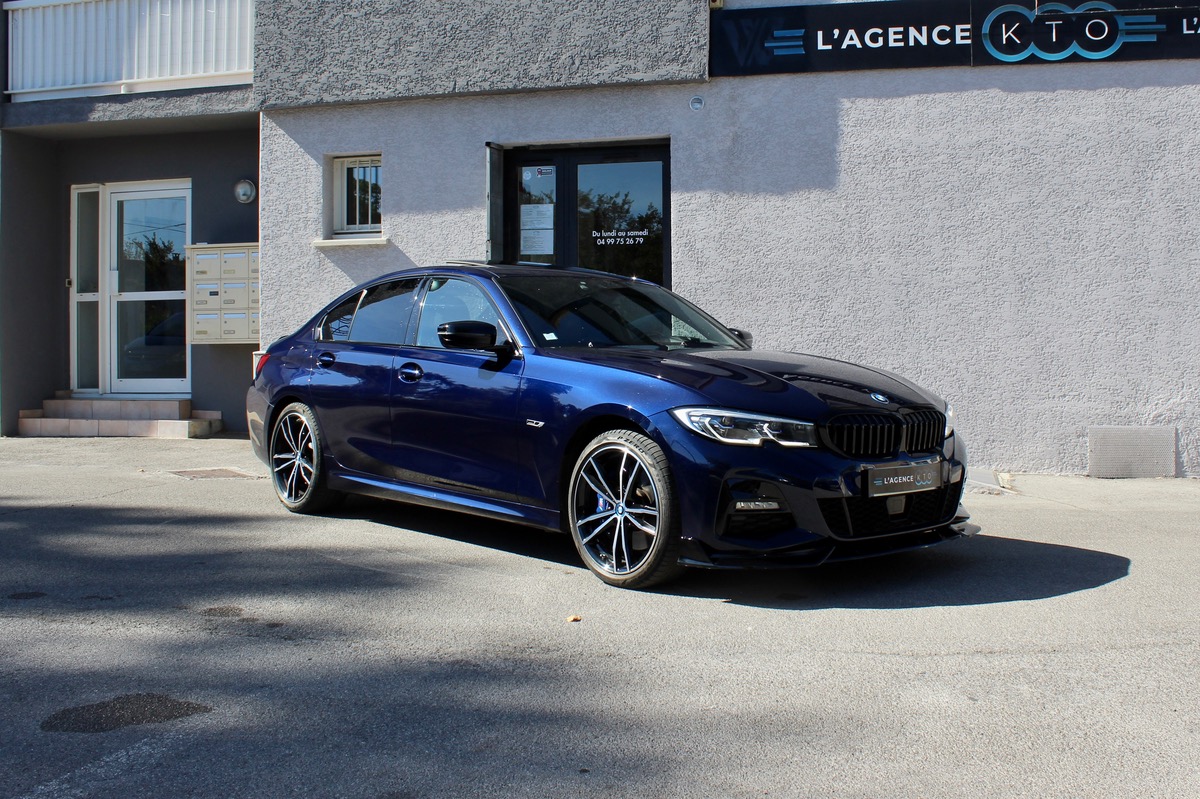 Bmw Série 3 330eA xDrive 292 ch M SPORT / CARPLAY + TOIT OUVRANT + TANZANITEBLAU