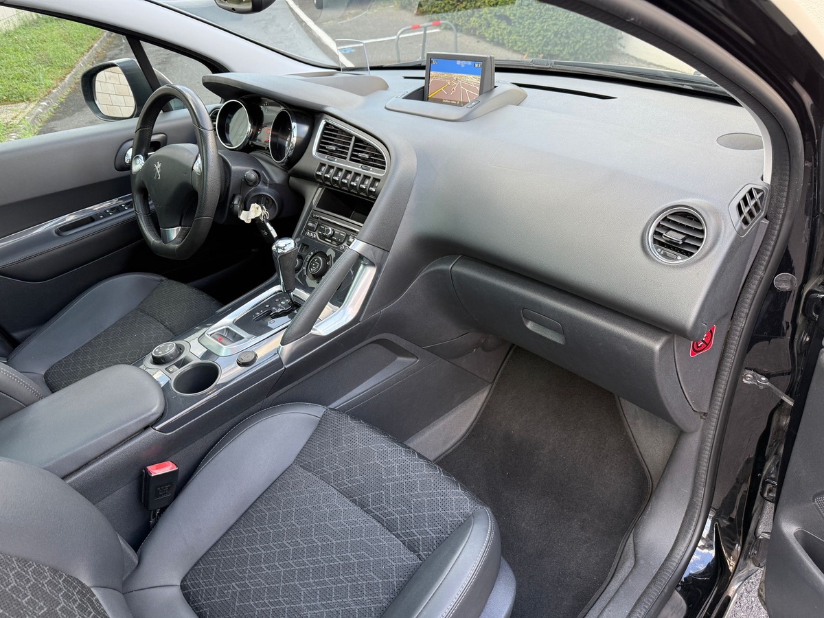 Peugeot 3008 1.6 HDI 120 CV allure 1er main S&S EAT6  4XCB 