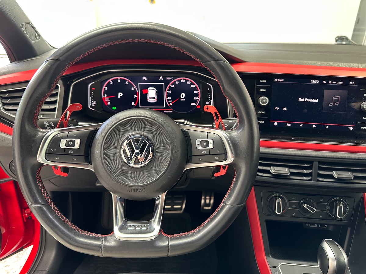 Volkswagen Polo VI GTI 2.0 TSI 200cv DSG6