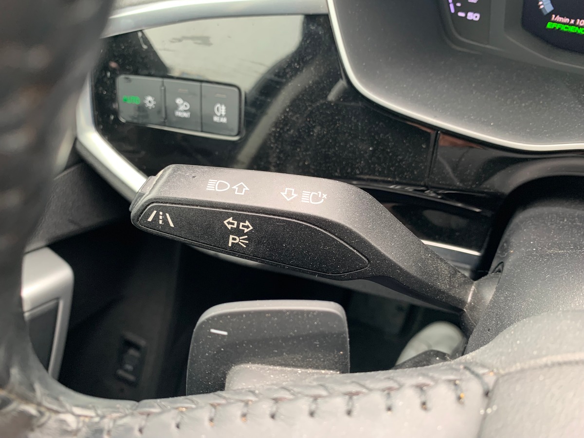 Audi Q3 190 ch | DESIGN LUXE QUATTRO | Systéme d'accés et démarrage sans clé | Régulateur de vitesse