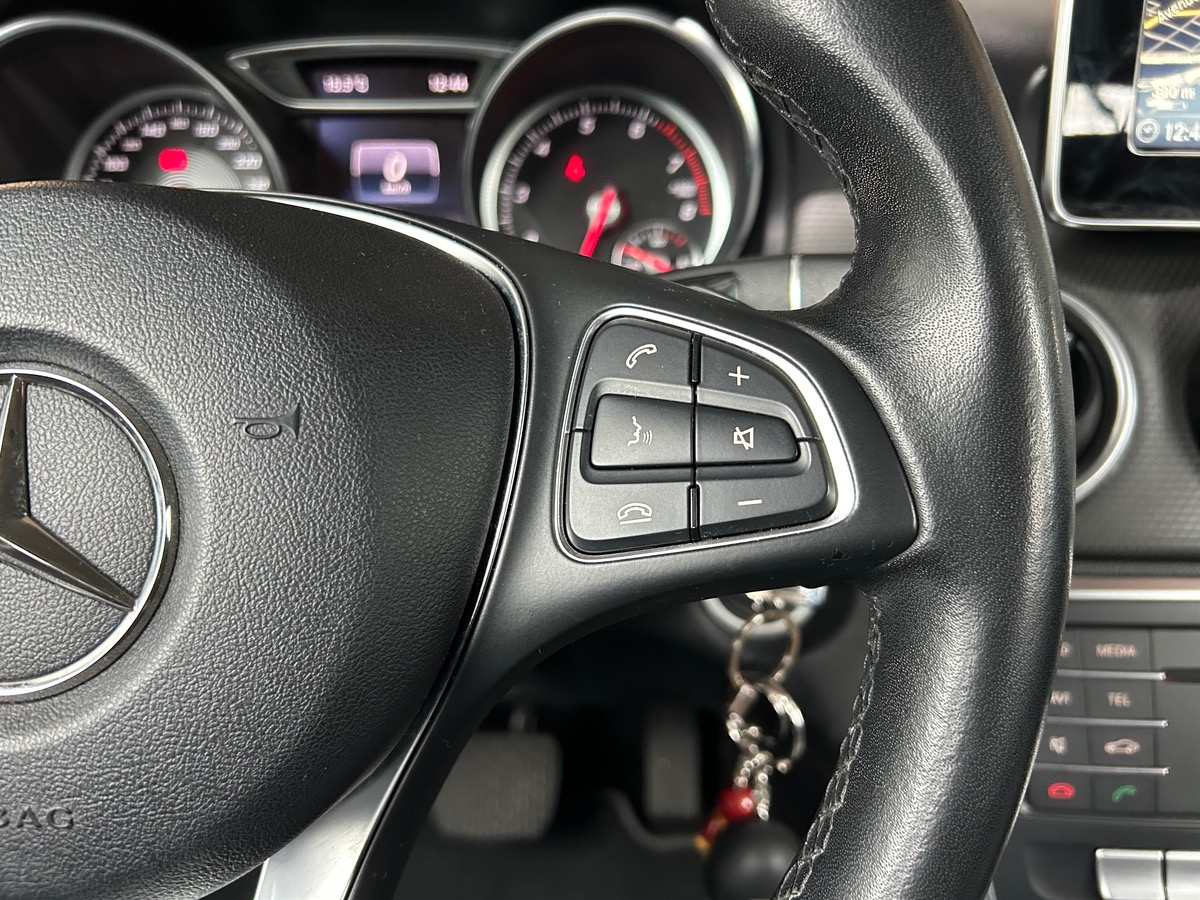 Mercedes Benz GLA 180