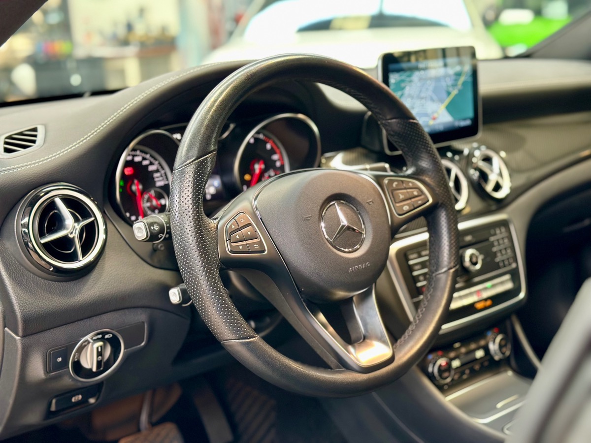 Mercedes-Benz CLA (2) 200d 2.1 136 Starlight Edition 7G-DCT 1° Main Options+++ c