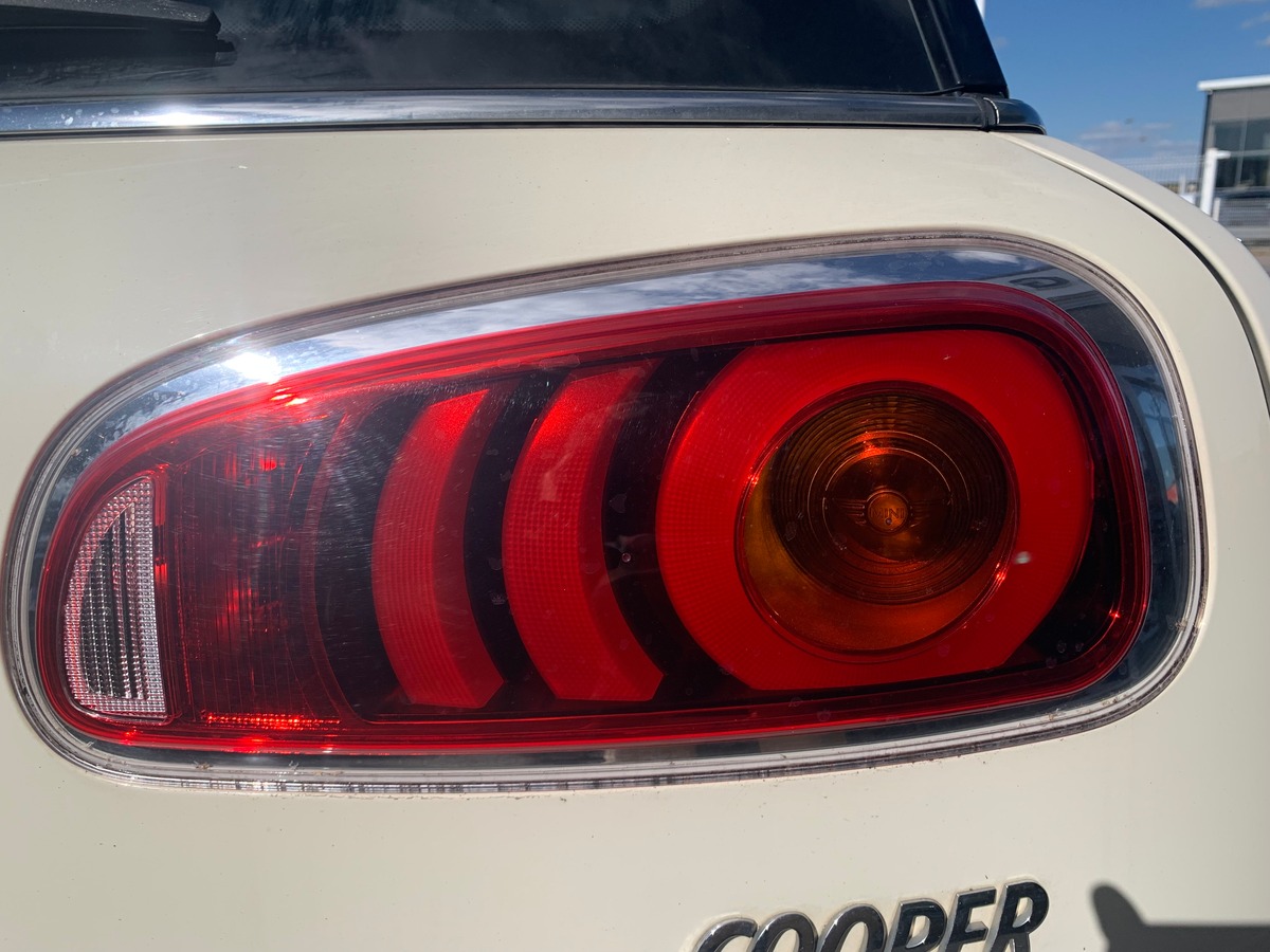 Mini Mini 5 Portes 136 | Cooper | Mode Sport | Sièges chauffants | GPS | Régulateur vitesse | Radars