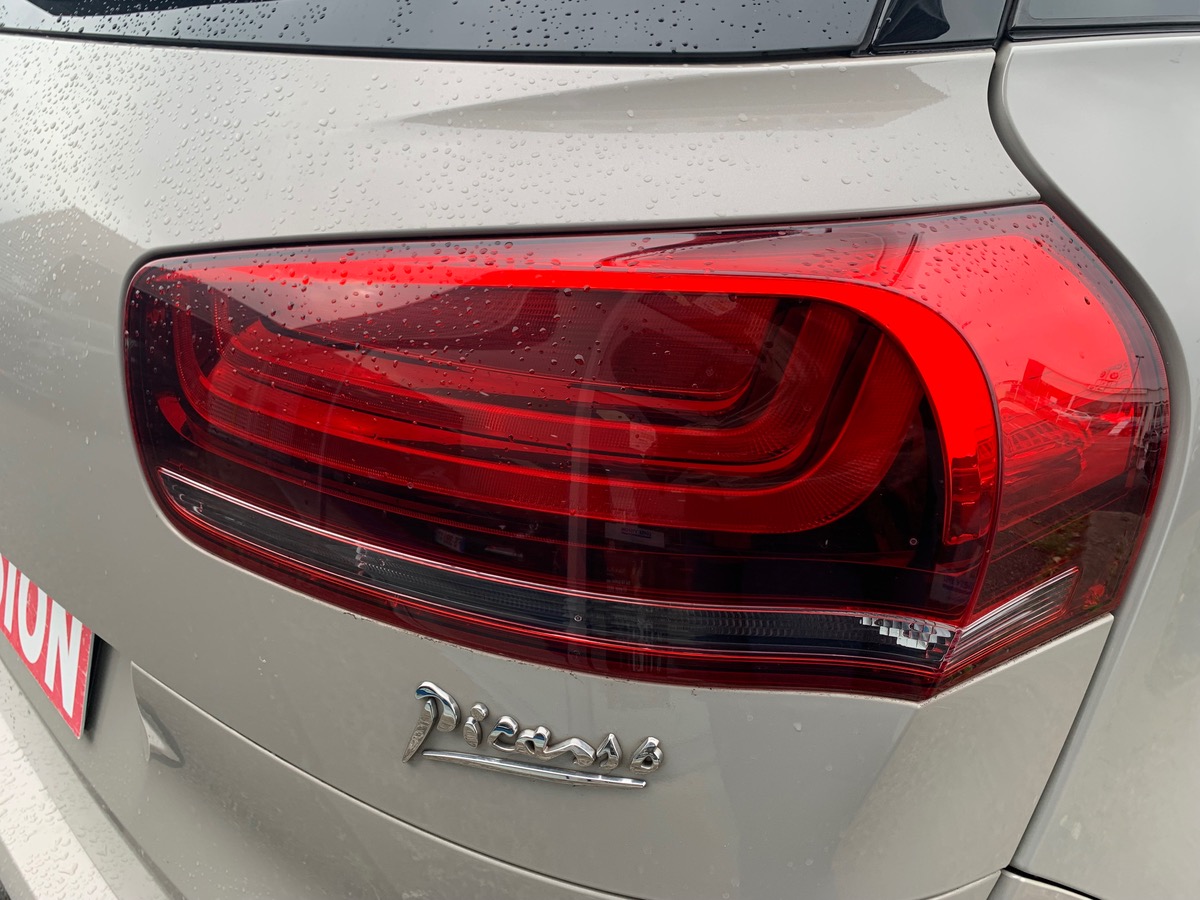 Citroën C4 Picasso FEEL | Mirror Screen | GPS Cartographique | Radar de station. AR & AV | Attelage.