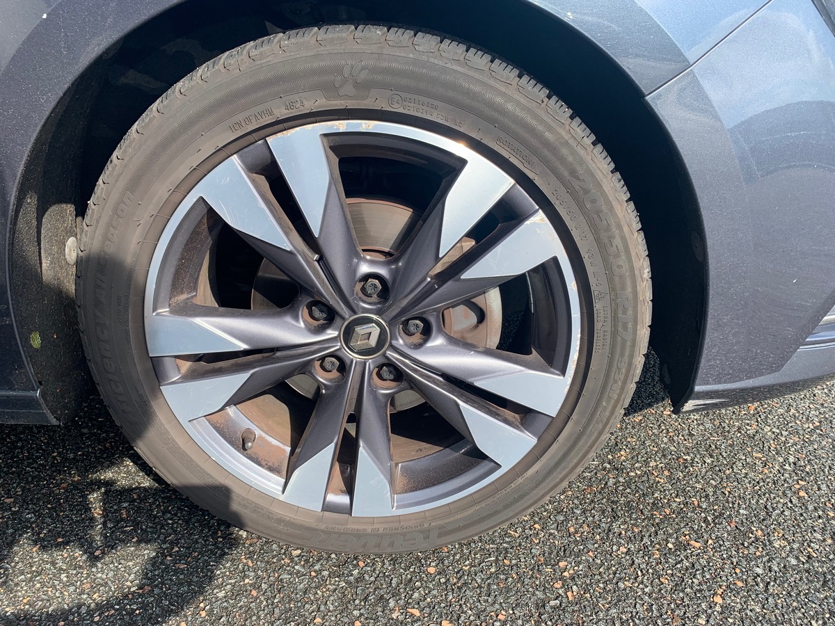 RENAULT Megane Estate Intens | GPS | Jantes Alu 17'' | Caméra de recul | Climatisation automatique