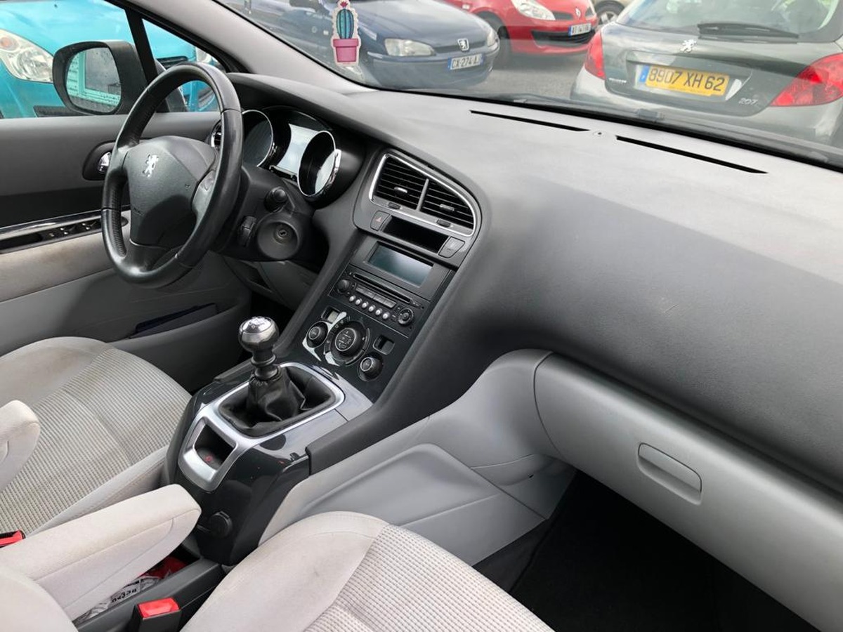 Peugeot 5008 1.6 hdi 16v fap - 110 - bv mp6 - 5pl