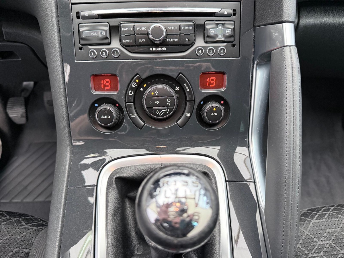 Peugeot 3008 1.6 BlueHdi 115 ACTIVE   Première main