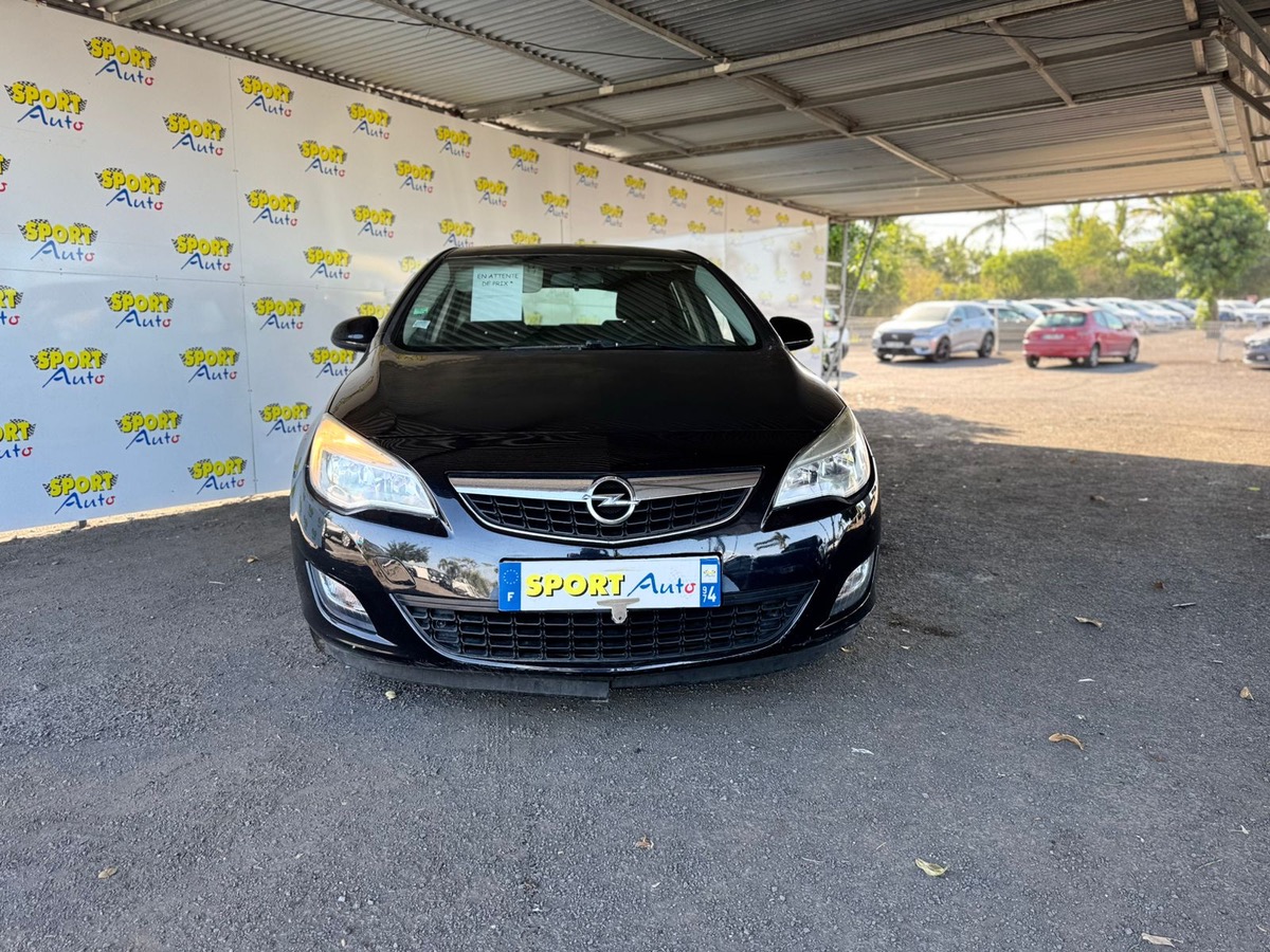 Opel Astra DIESEL 1.3 cdti SPORT AUTO
