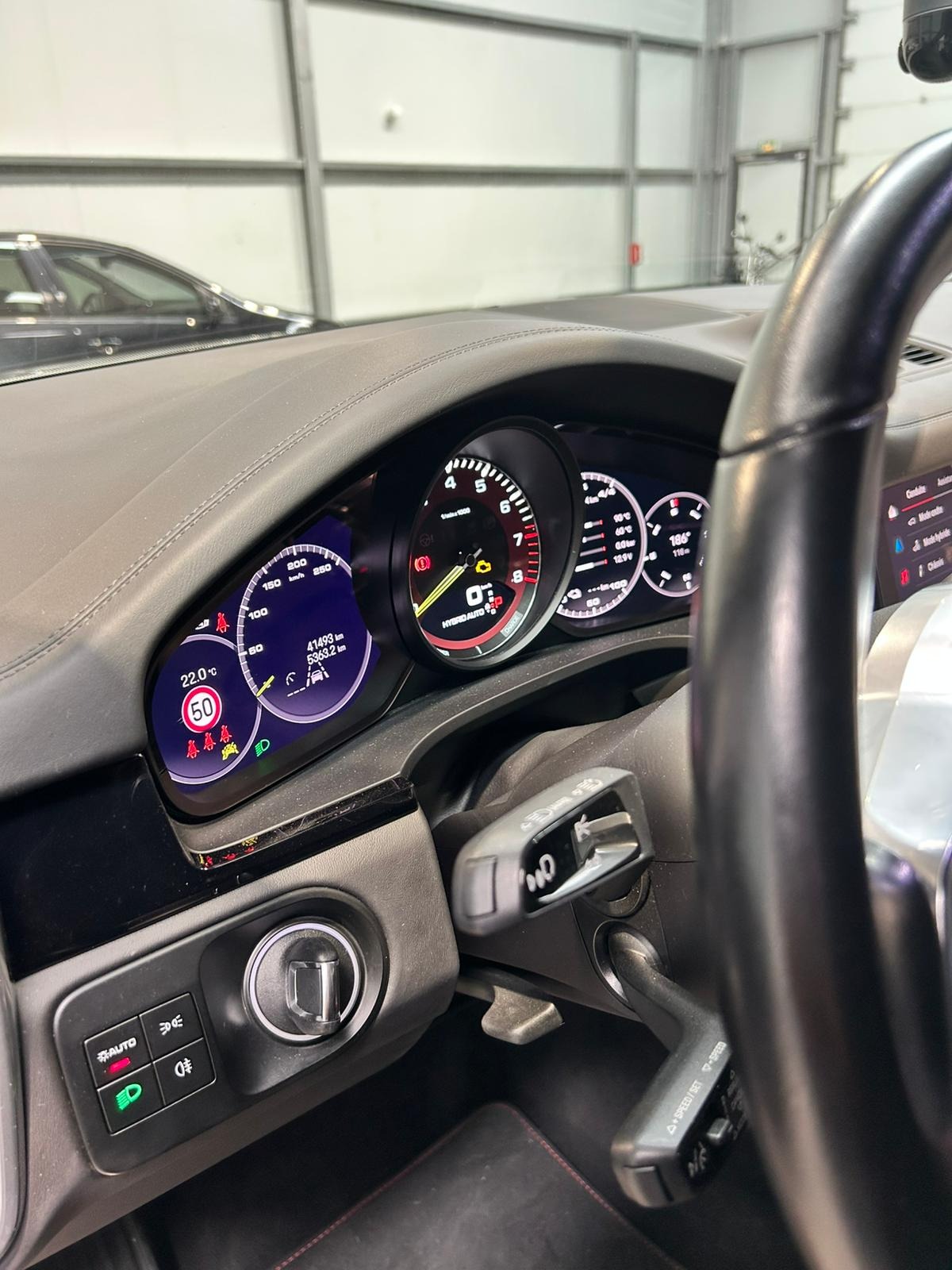 Porsche Cayenne Coupé E-Hybrid Platinum