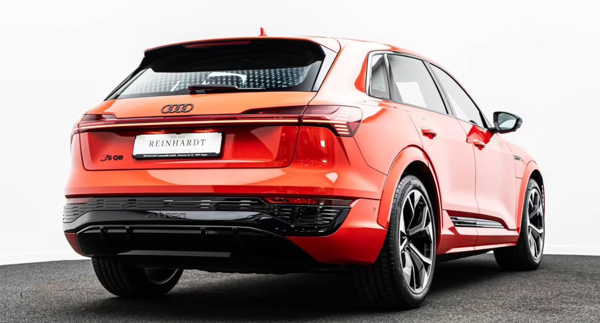 Audi SQ8 e-tron 503ch quattro/Matrix/Camera360/Rouge Soneira/Pack noir plus