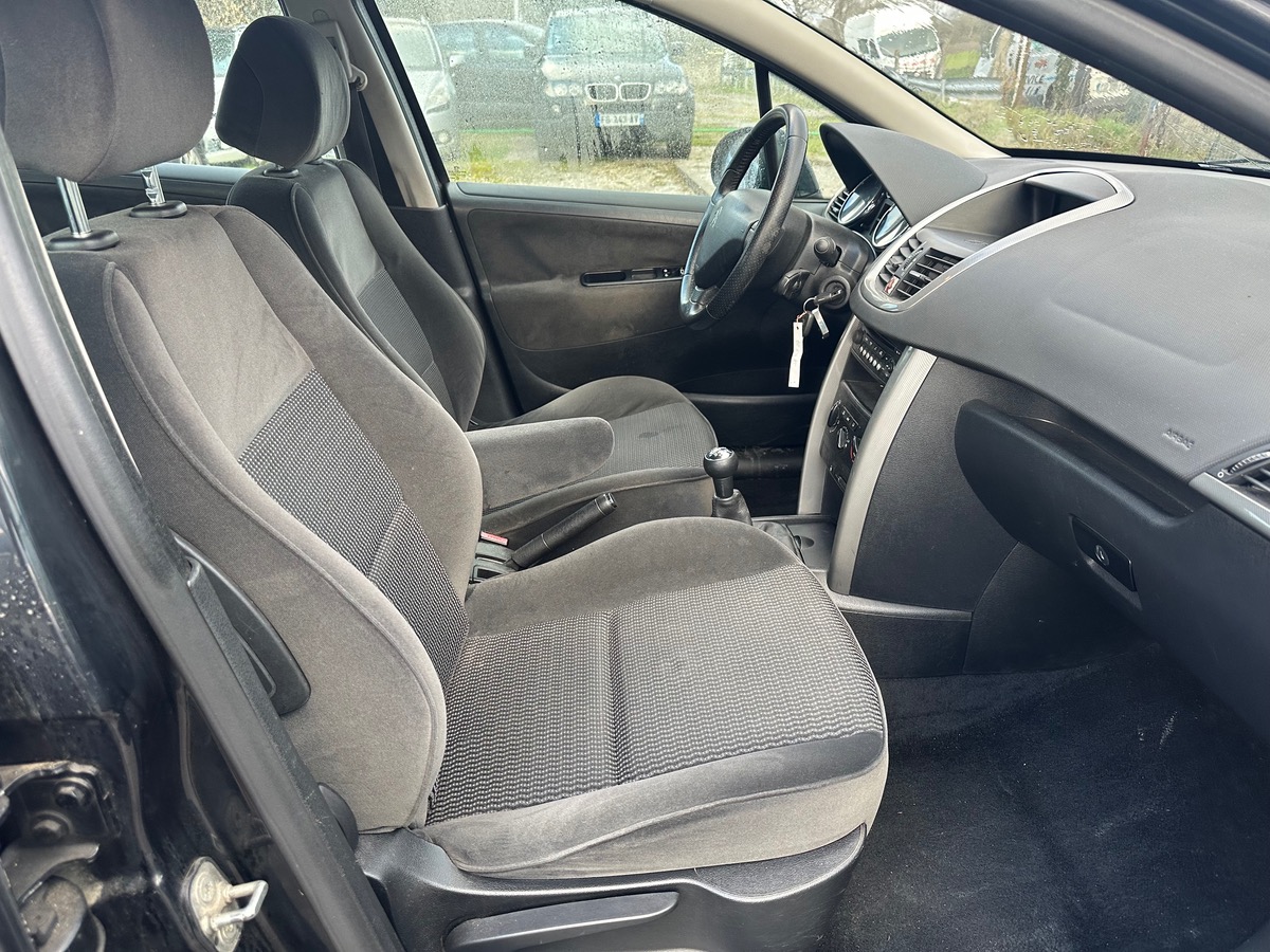 Peugeot 207 1.6 hdi 90cv 219155km