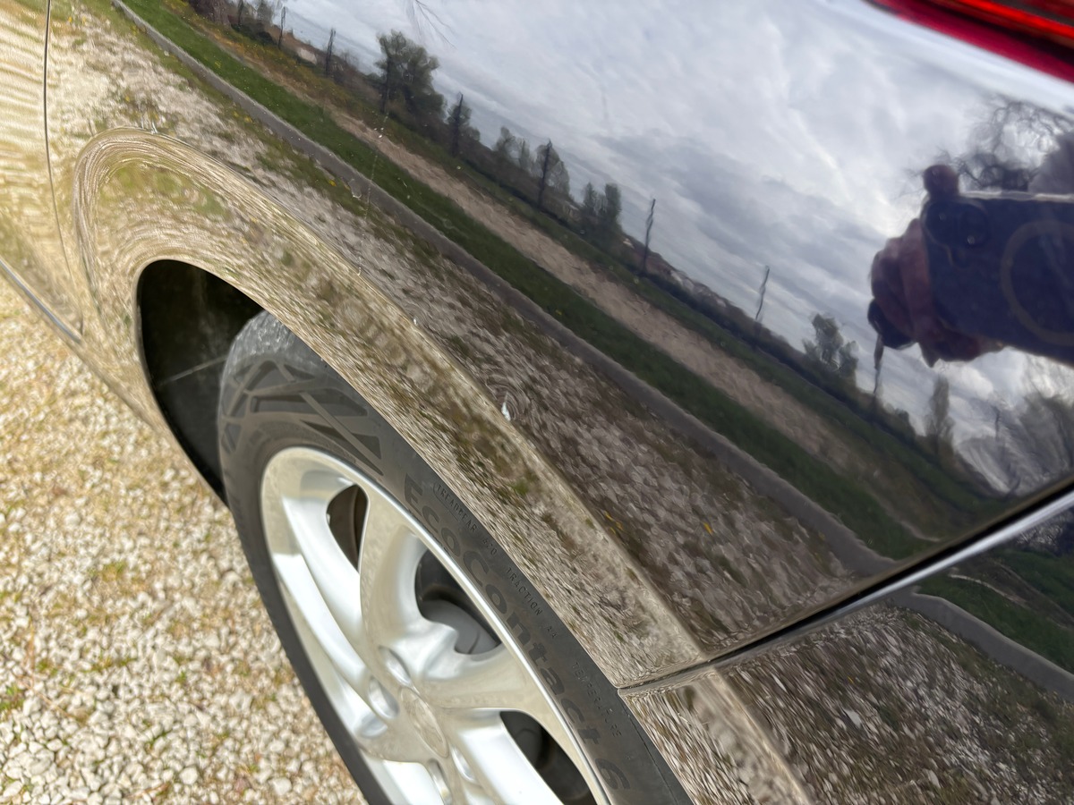 Peugeot 208 VTI - 82CH - STYLE - DISTRIBUTION OK