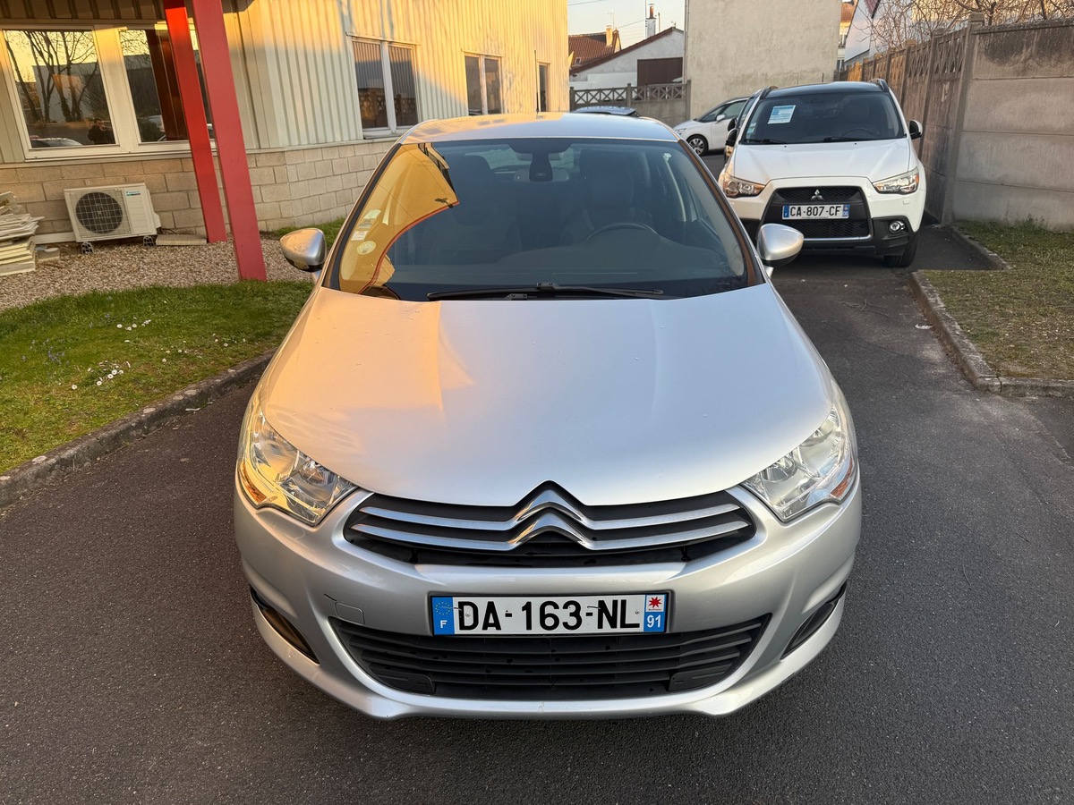 Citroën C4 1.6 e-HDI 115 CV exclusives en 4X CB
