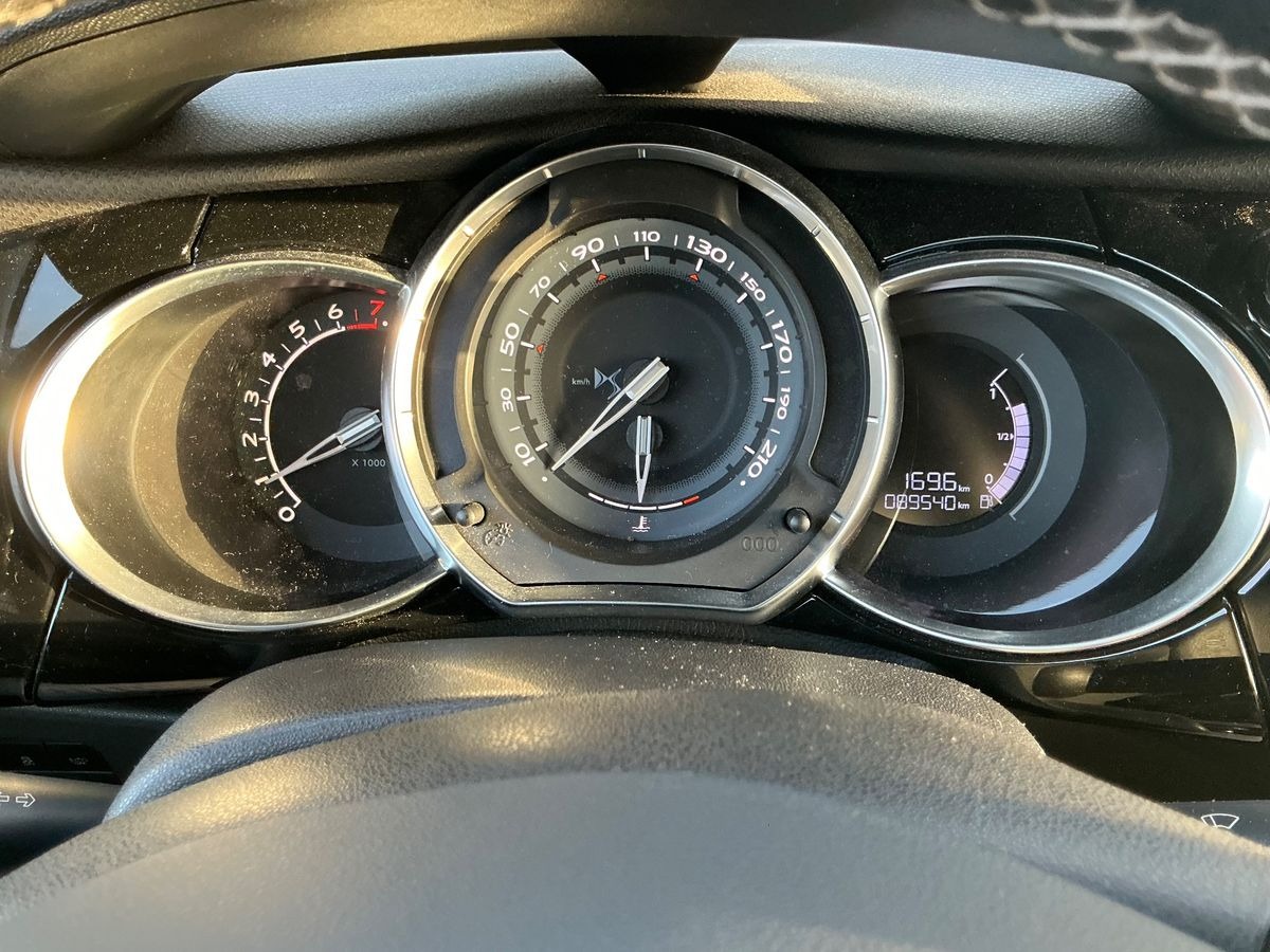 Citroën DS3 1.2 puretech so chic 82 chevaux