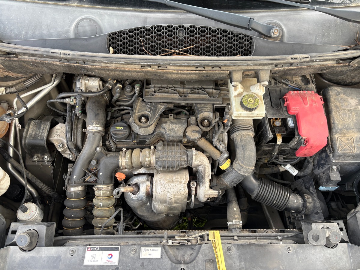 Peugeot Partner TEEPEE 1.6 HDI 92CV - DISTRIBUTION FAIT