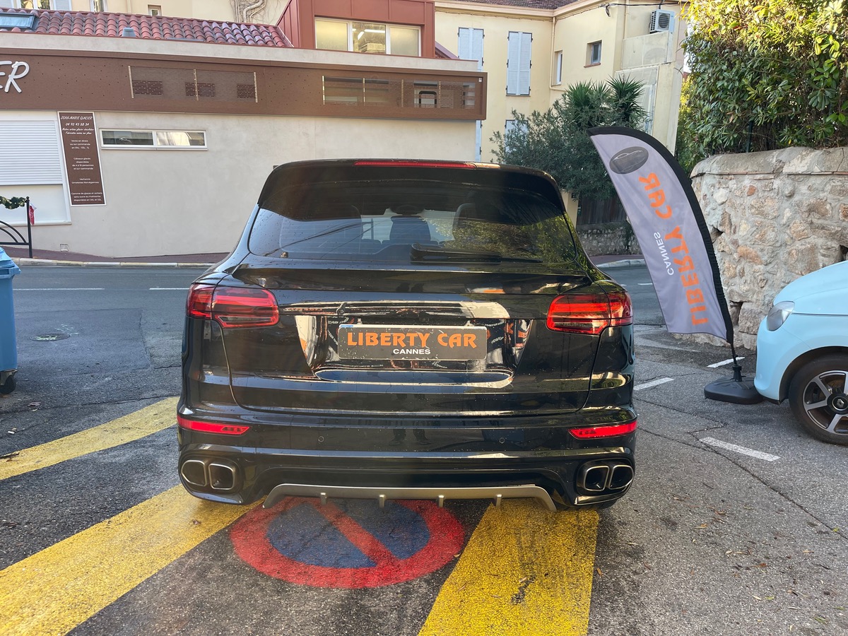 Porsche Cayenne Turbo TECHART 4.8 V8 520 CV AWD  /Carbone Interieur / Toit Ouvrant /