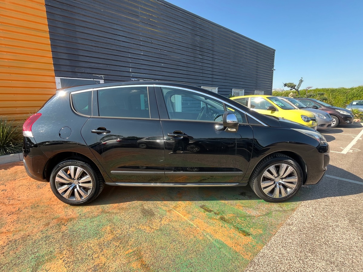 Peugeot 3008 1.6 HDI 115 CH ALLURE