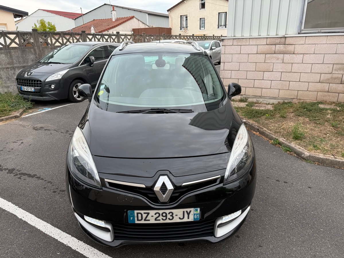 RENAULT Grand Scenic 1.5 DCI 110 CV LIMITED 7 place 1er mains garantie 6 mois