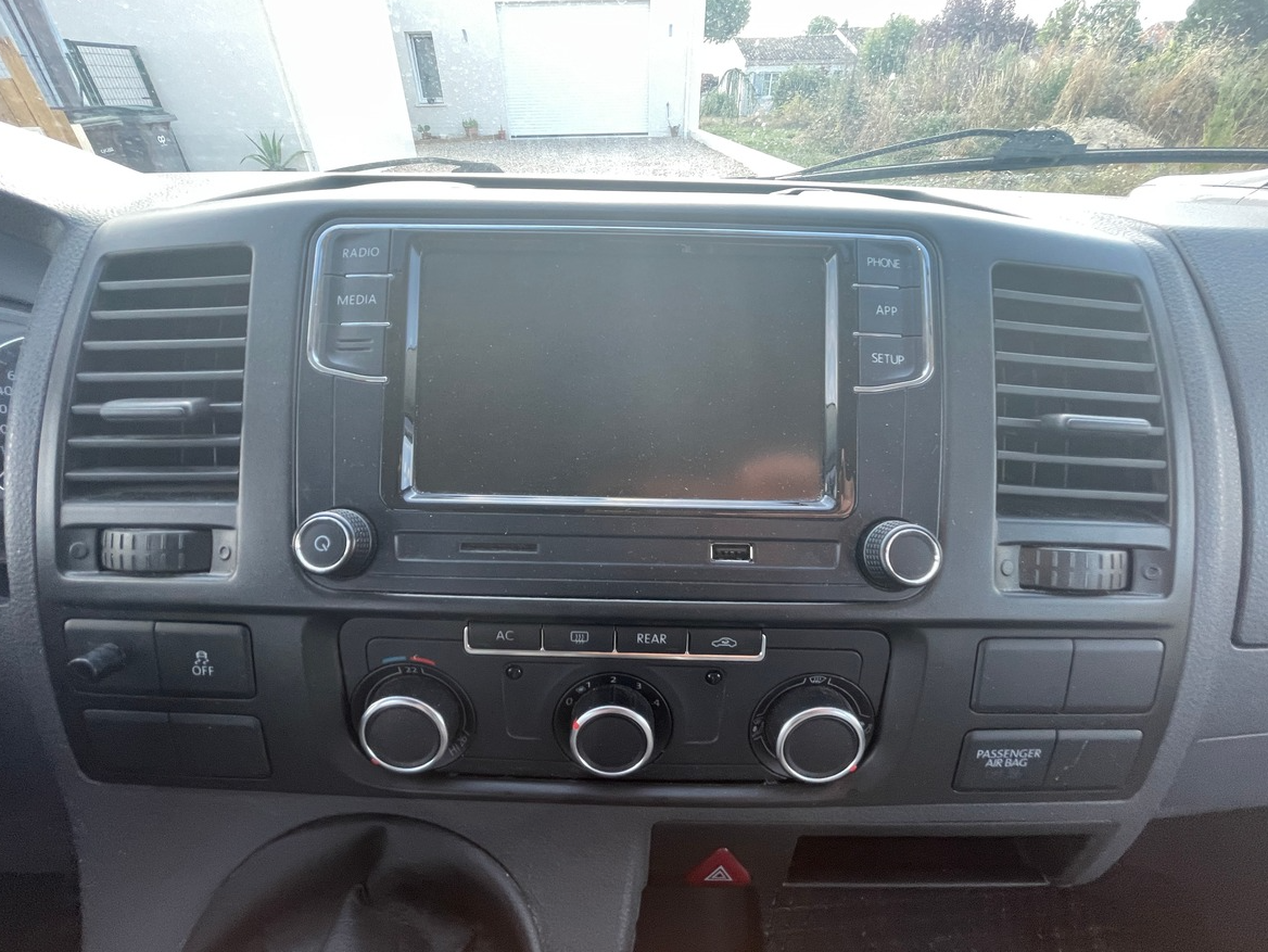 Volkswagen Multivan Multivan STARLINE 2.0 TDI 140 Court 7 places avec équipement caravaning