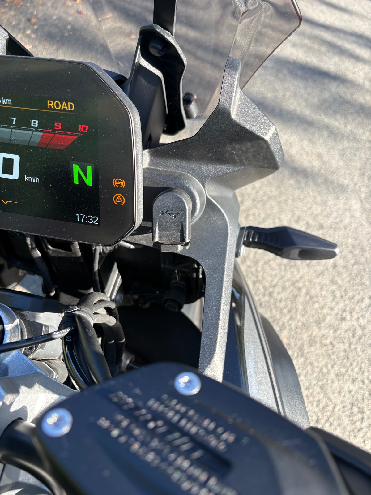 Bmw F750GS Triple black