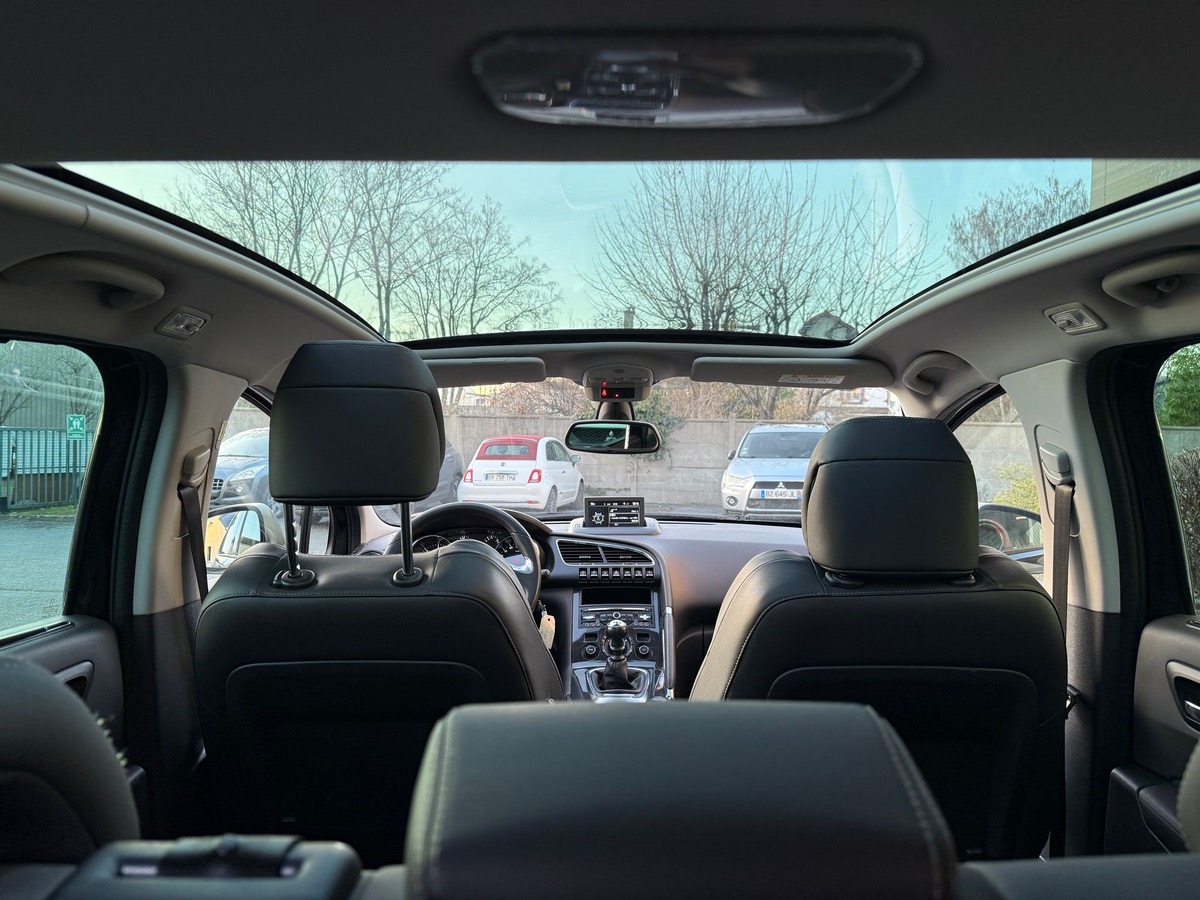 Peugeot 3008 1.6 e-HDI 115 CV allure en 4X carte bleu