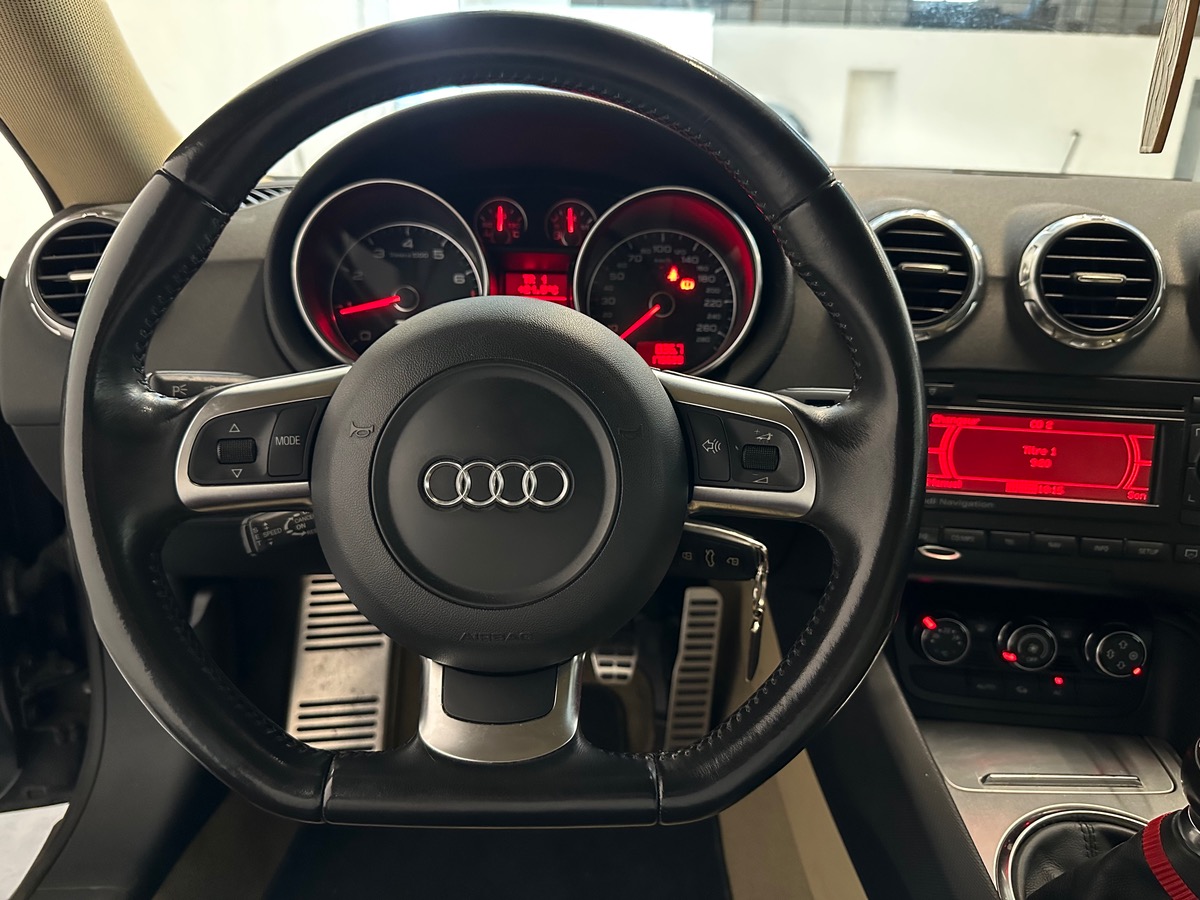 Audi TT COUPE 3.2 V6 250cv QUATTRO