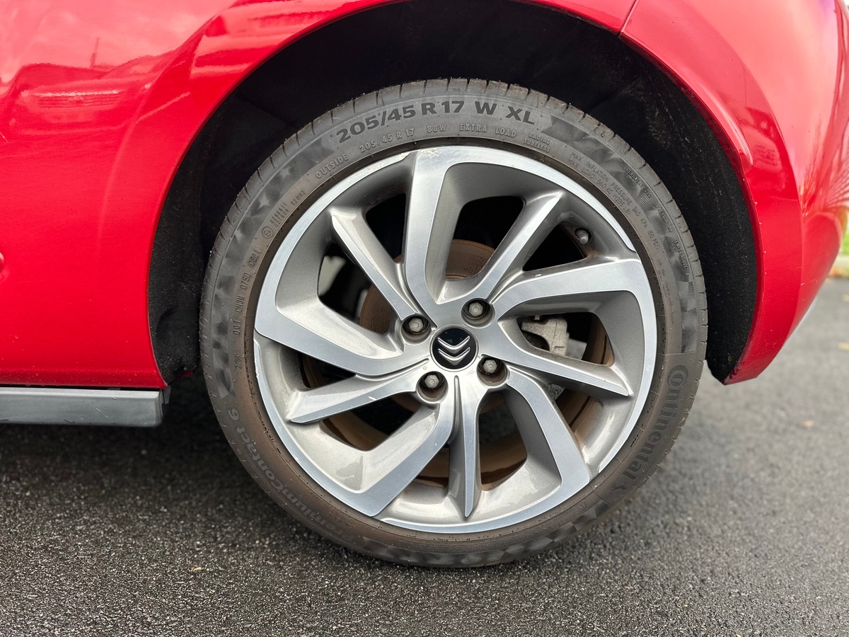 Citroën DS3 cabriolet 1.6 thp | 165 ch | Sport chic | GPS | Bluetooth | Régulateur de vitesse