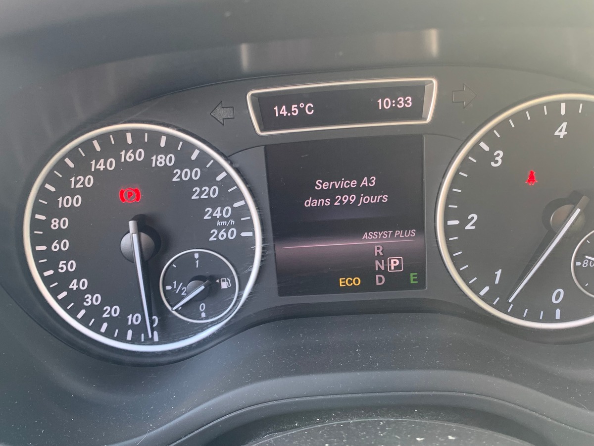 Mercedes-Benz Classe B 136 | Sport | Toit panoramique | Caméra recul | Régulateur | GPS | Attelage