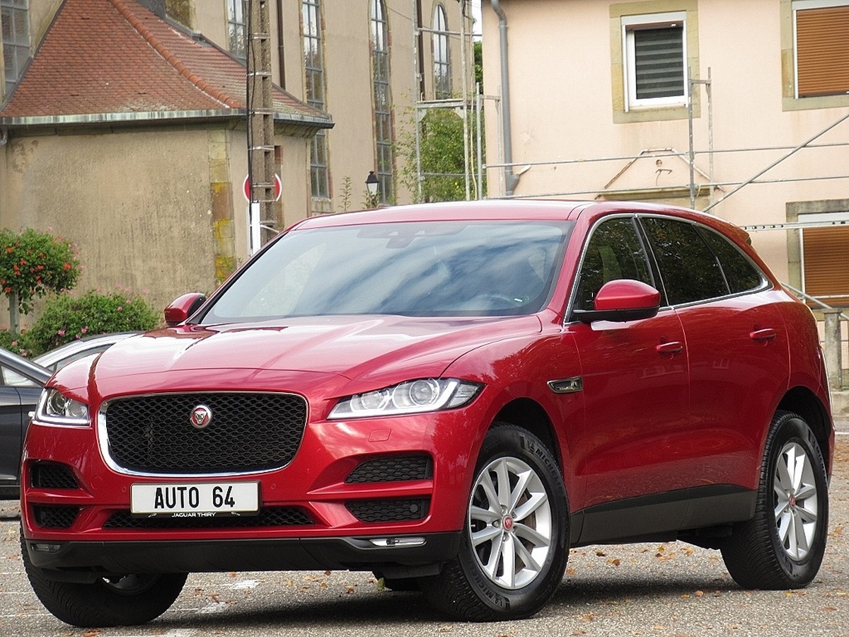 Jaguar F-Pace