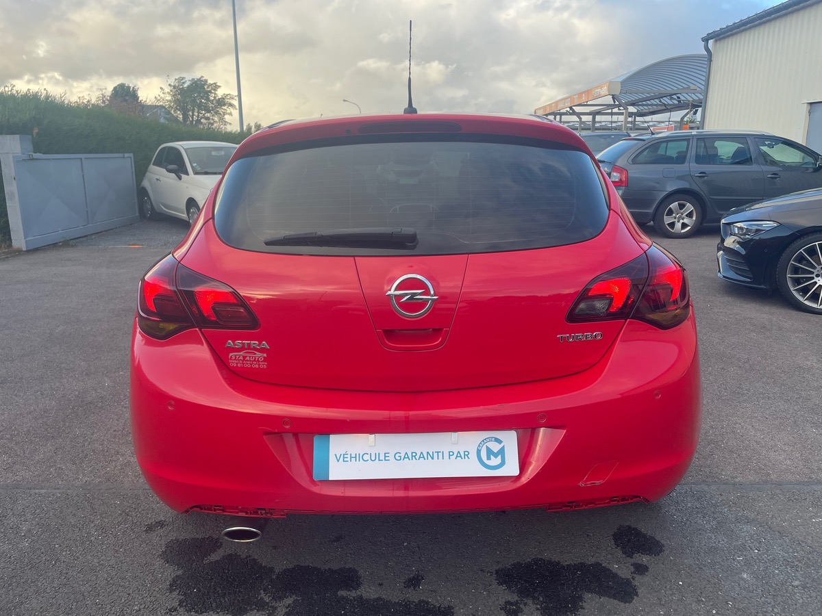 Opel Astra 1.6 turbo 180 sport