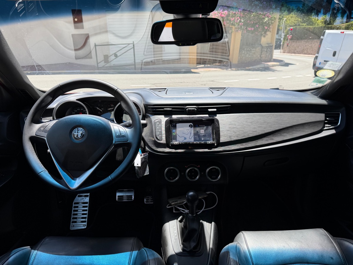 Alfa Romeo Giulietta 2.0 JTDM 170 CV PHASE 3 / Executive Sport / Toit Ouvrant /CarPlay/ Full Options
