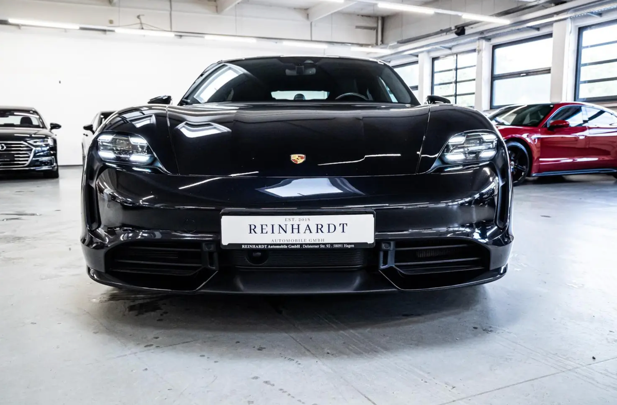 Porsche Taycan 680ch Turbo/Bose