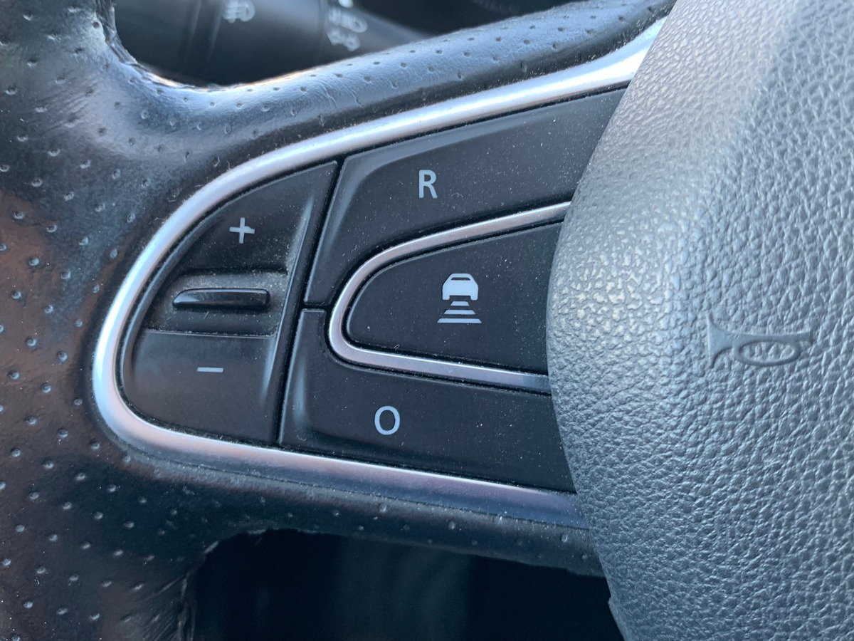 RENAULT Talisman 160 ch | Initiale PARIS | Caméra recul | Affichage tête haute | Sièges électriques