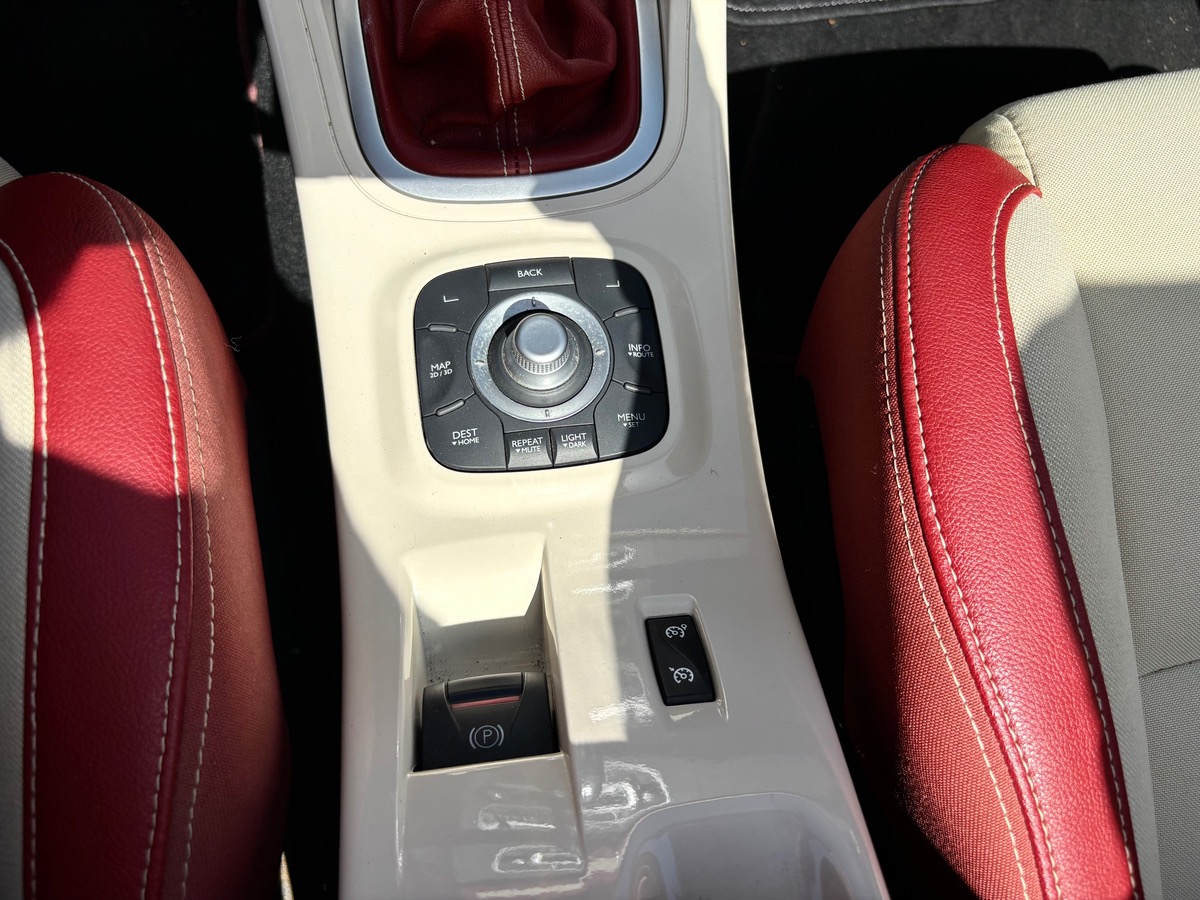 RENAULT Megane III cc 1.4 tce 130 BVM6 Edition Floride