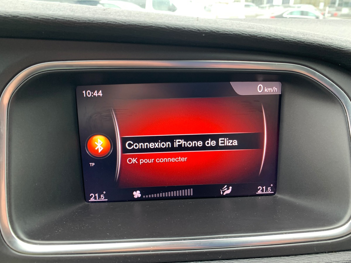 Volvo V40 Cross Country 150 ch | Toit panoramique | Cuir | GPS | Régulateur de vitesse