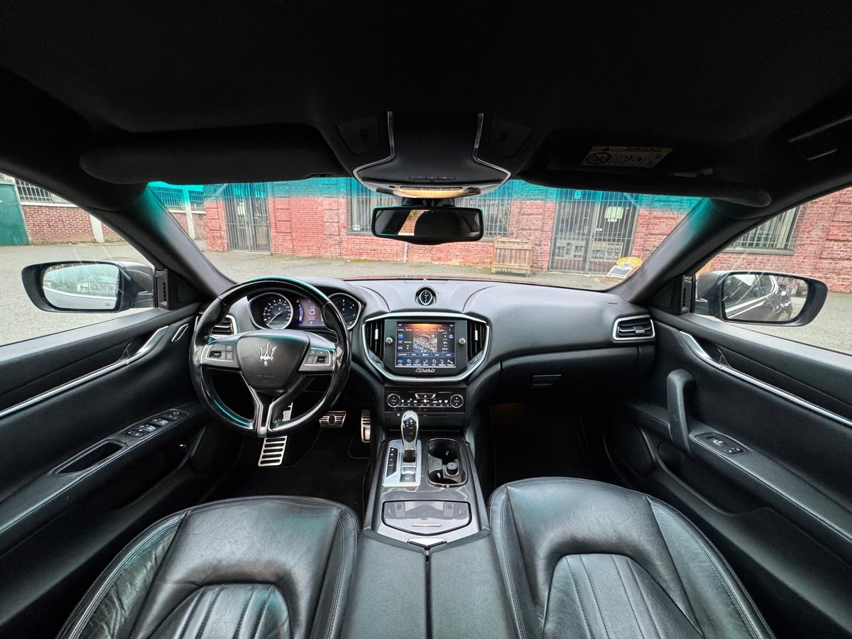 Maserati Ghibli 3.0 V6 275 ZF8 - Française - GARANTIE - Révisé