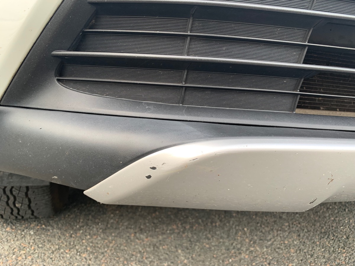 Toyota RAV4 143 | DESIGN | D-4D | 2WD | GPS | Caméra recul | Sièges avant sport | Régulateur vitesse